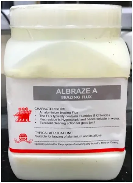 Aluminium brazing flux