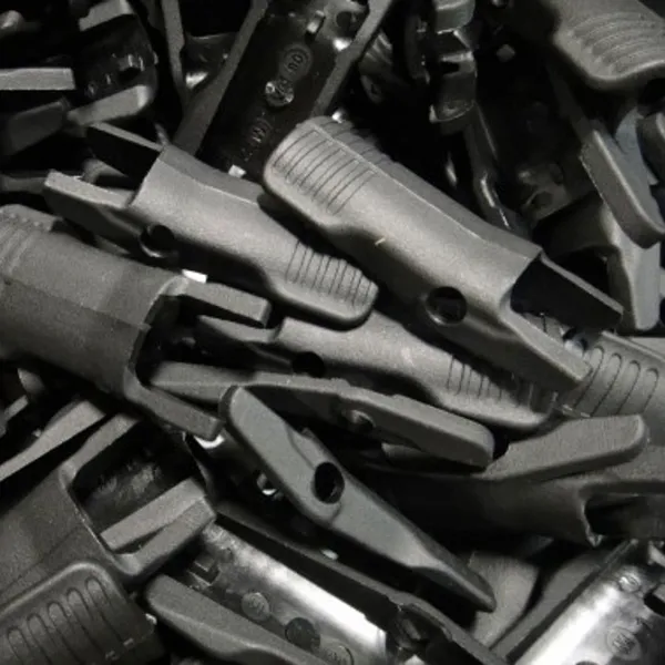 PLASTIC INJECTION MOLDING