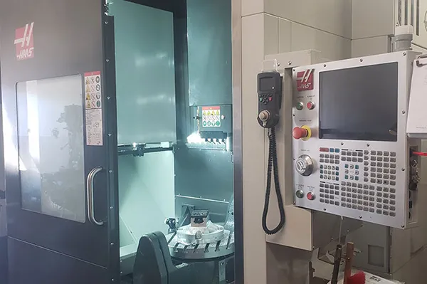 2019 HAAS UMC 750