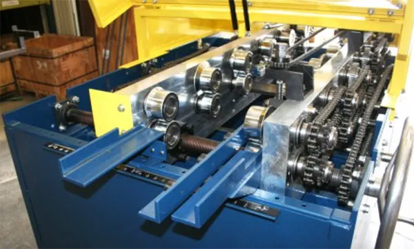 Hemming Rollformer