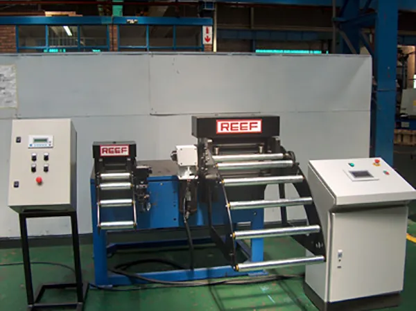 Servo Roll Feeder