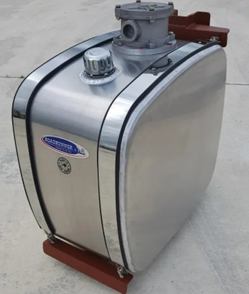 Hydraulic tanks