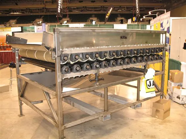 SPONGE DRYING TABLE
