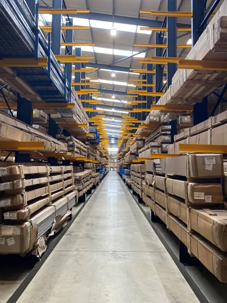 CANTILEVER RACKING